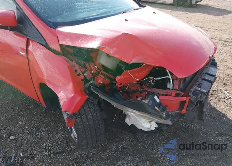 2013 Ford Focus Se из США, поврежденный, VIN 1FADP3K20DL139052